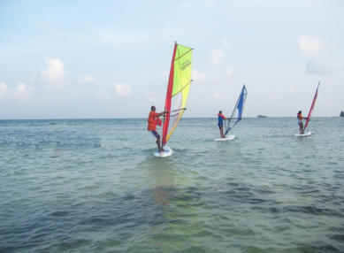 Clases de Wind Surf en San Andres isla  reservas-www.detourtravel.co +57 3186163346